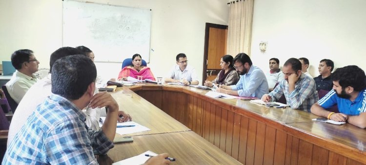 जिला स्वच्छ भारत मिशन- ग्रामीण की समीक्षा बैठक आयोजित