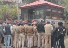 अतिक्रमण की जद में आया वर्षों पुराना मंदिर हटाया, प्रशासन और पुलिस की मौजूदगी में हुई कार्रवाई