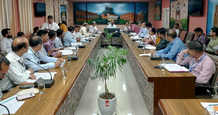 छोटे-छोटे ऋणों के आवंटन में उदारता दिखाएं बैंक अधिकारी: अमरजीत सिंह