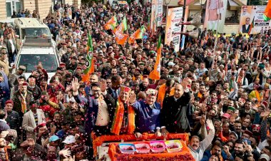 हिमाचल कांग्रेस में फूट, सरकार  में लूट की खुली छूट: अनुराग सिंह ठाकुर