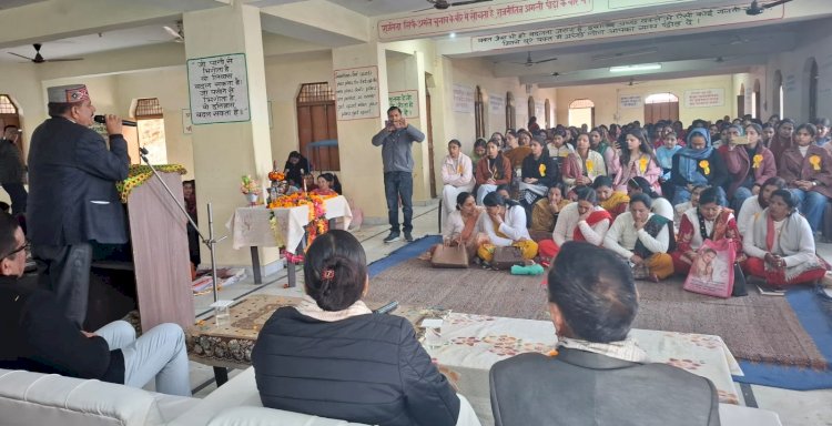 बेटियों को आगे बढ़ने के लिए मिलें पर्याप्त अवसर : कैप्टन रणजीत सिंह