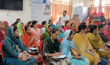 उखली में दी डिजिटल मार्केटिंग और जीईएम पोर्टल की जानकारी