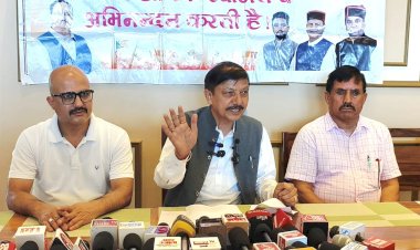 पहले मुख्यमंत्री सड़कें बनाते थे - पानी देते थे, आज वाले सिर्फ एफआईआर बनाते हैं: राजेंद्र राणा
