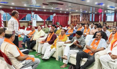 80 के दशक के वरिष्ठतम कार्यकर्ताओं को घर-घर जाकर सम्मानित करेगी भाजपा; जिला हमीरपुर की मासिक बैठक में लिया गया निर्णय