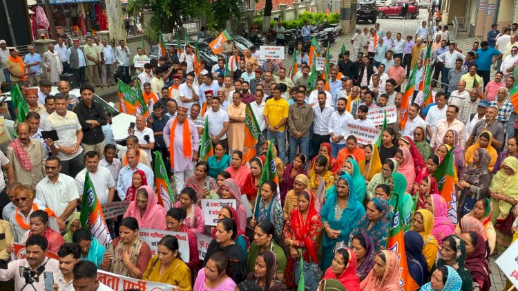 बड़सर में कांग्रेस सरकार के खिलाफ उमड़ा जनसैलाब, भाजपा ने खोला जनविरोधी नीतियों के खिलाफ मोर्चा