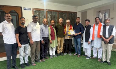 शिक्षक दिवस पर विधायक आशीष शर्मा ने शिक्षकों को घर-घर जाकर किया सम्मानित