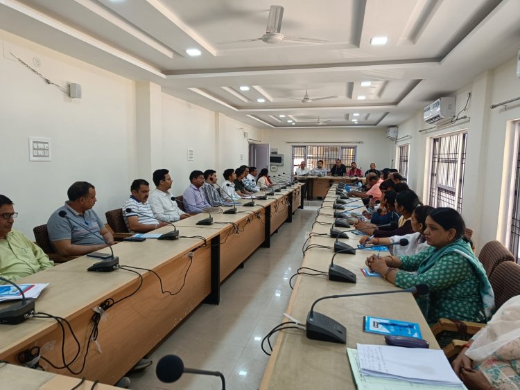 हमीरपुर ब्लाक की पंचायत समिति की त्रैमासिक बैठक का हुआ आयोजन