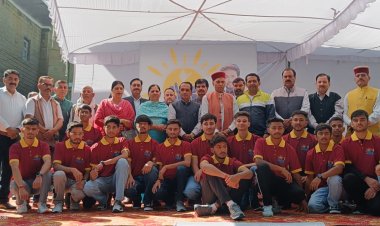 सरकार और प्रशासन नशों से जुड़े मामलों में करें सख्त करवाई: धूमल