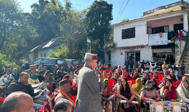 योजना का लाभ लेने से कोई पात्र वंचित न रहे इस पर केंद्र ने लगाया पूरा ज़ोर: धूमल