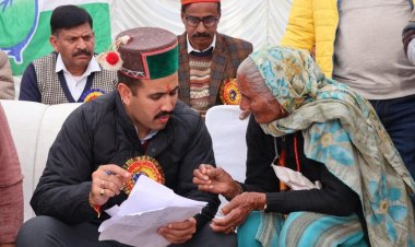 विक्रमादित्य की दो टूक : भगवान राम में आस्था के कारण जाएंगे आयोध्या, धर्म को राजनीति से जोड़ना गलत, राजनीति से ऊपर है धर्म में आस्था