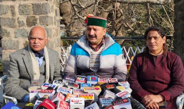व्यवस्था परिवर्तन क़े दौर में सरकारी स्वास्थ्य सुविधाएं चरमराई  : बलबीर वर्मा