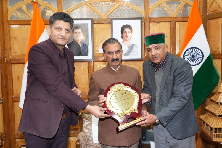 राष्ट्रीय पुरस्कार से सम्मानित होने पर मुख्यमंत्री ने राज्य सहकारी बैंक की सराहना की स्वयं सहायता समूह बैंक लिंकेज के लिए मिला पुरस्कार