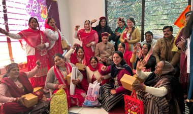 फ़ुर्सत की घड़ी में बच्चों को टेलीविजन मोबाईल दिखाने से बेहतर पहाड़ी संस्कृति से अवगत कराना: धूमल