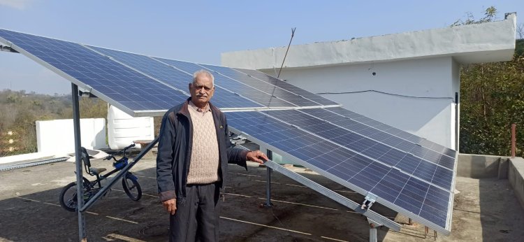 सौर ऊर्जा से जगमगा रहे हैं देशराज और दिलेराम के घर