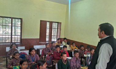 नोडल अधिकारी ने स्कूलों में जांची ‘परख’ राष्ट्रीय सर्वेक्षण 2024 की तैयारियां