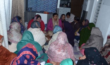 देहरा की विधायक कमलेश ठाकुर ने दिवंगत कपिल देव शर्मा के परिजनों को ढांढस बंधाया