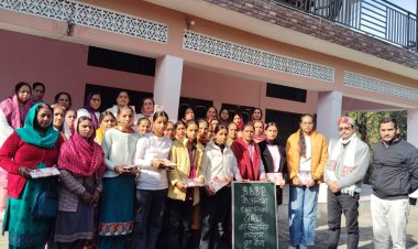 नादौन की 6 पंचायतों की मेधावी छात्राओं को किया पुरस्कृत