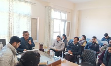 सुजानपुर खंड में 21 बेटियों के विवाह पर दिया 6.51 लाख रुपये का शगुन,