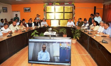 मुख्यमंत्री ने बिलासपुर के लिए आठ बड़ी परियोजनाओं का लोकार्पण किया