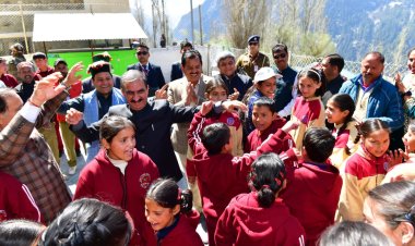 मुख्यमंत्री ने बालिका आश्रम किलाड़ का किया दौरा