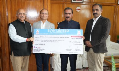 एसजेवीएनएल ने मुख्यमंत्री को अंतरिम लाभांश का चैक भेंट किया