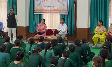 ‘तन, मन और आत्मा को संतुलित करता है योग’ आईटीआई हमीरपुर में अनुपम ठाकुर ने बताया योग का महत्व