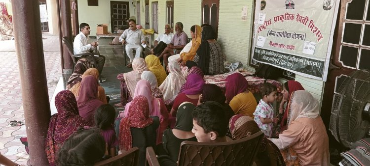 अमलैहड़ और ग्वालपत्थर में प्राकृतिक खेती के लिए किया प्रेरित