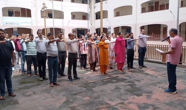 भोरंज में भी अधिकारियों-कर्मचारियों ने ली नशा मुक्ति की शपथ