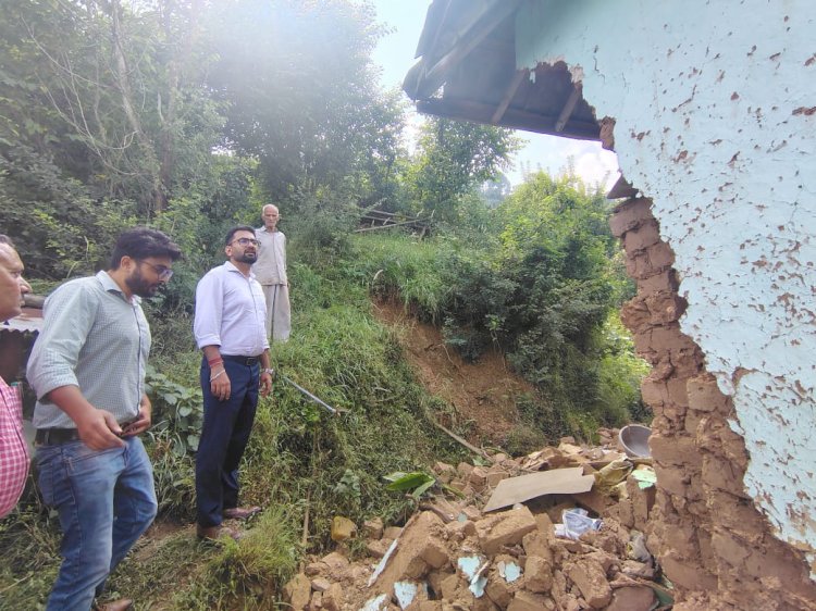एडीसी ने सदोह के आपदा प्रभावित परिवार को दी फौरी राहत