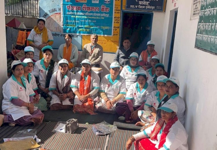 बलोह की महिलाओं को फास्ट फूड बनाना सिखा रहा है आरसेटी