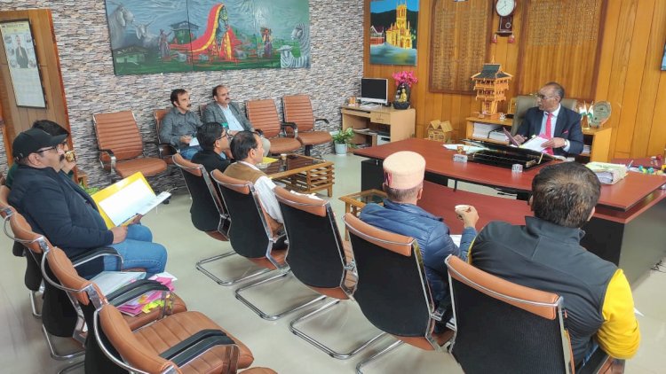 जिला सड़क सुरक्षा समिति की बैठक में उपायुक्त अमरजीत सिंह ने दिए निर्देश