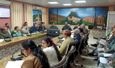 एससी-एसटी, अल्पसंख्यकों, दिव्यांगों और सफाई कर्मियों को करें लाभान्वित