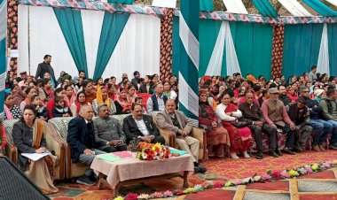 शिक्षा का एक बेहतरीन मॉडल विकसित करेगी प्रदेश सरकार : सुरेश कुमार