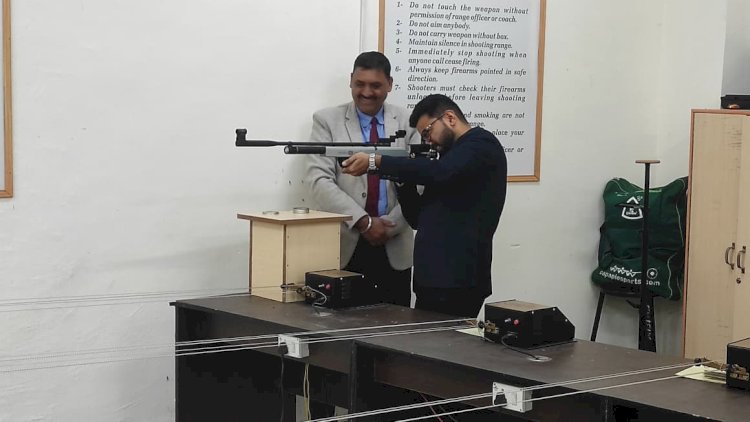 एडीसी अभिषेक गर्ग ने किया शूटिंग रेंज का निरीक्षण