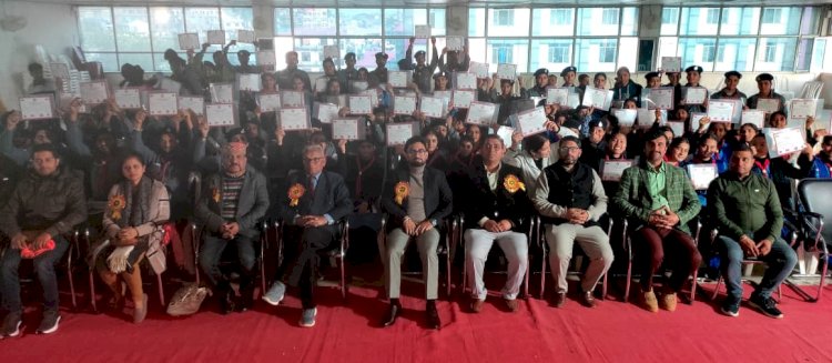 आपात परिस्थितियों में महत्वपूर्ण भूमिका निभाएंगे आपदा मित्र : अभिषेक गर्ग