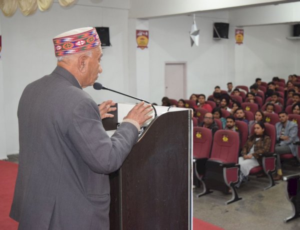 शिमला विश्वविद्यालय ने प्रथम और द्वितीय वर्ष के छात्रों के लिए अभिविन्यास कार्यक्रम आयोजित किया