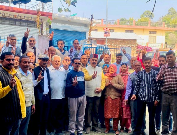 विधायक इन्द्रदत्त लखनपाल का पाहलु में प्रवास, सुक्खू सरकार पर तीखा प्रहार