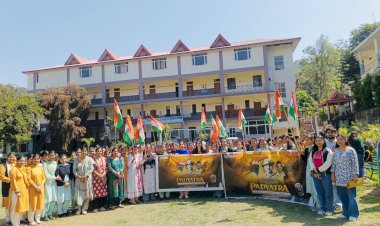 मेरा युवा भारत हमीरपुर (हि.प्र.)के तत्वावधान में त्रिशा बी.एड. कॉलेज में शहीद दिवस का आयोजन