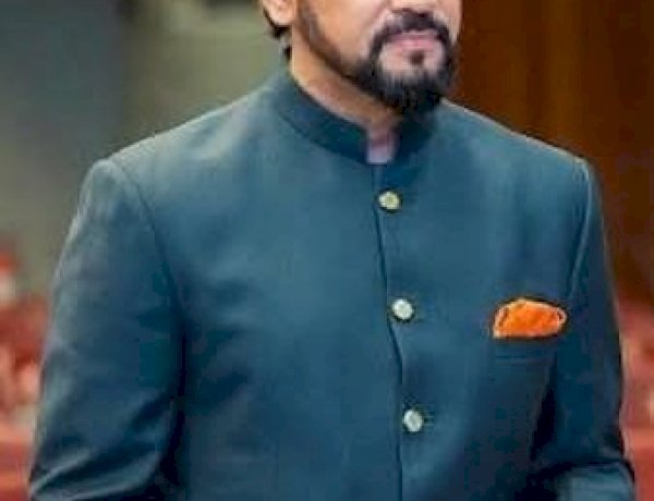 एम्स बठिंडा की गवर्निंग बॉडी और इंस्टीट्यूट बॉडी की बैठक में अनुराग सिंह ठाकुर ने लिया भाग