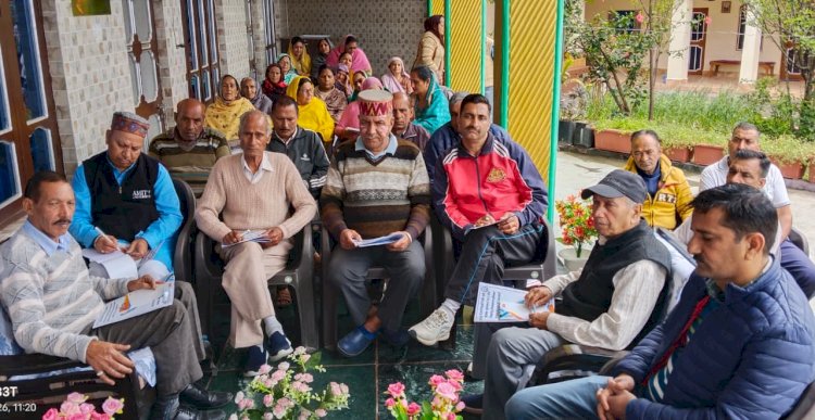 ‘साल में दो बार जरूर करवाएं पशुओं का टीकाकरण’