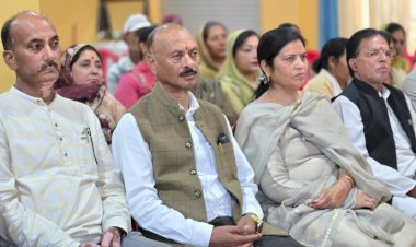 मोदी के ‘मन की बात’ के बाद सुनी भाजपा के वेटेरन वर्कर्स के ‘मन की बात’; टिकट के दावेदारों की हलचल के बीच कार्यकर्ताओं की नब्ज टटोलने में जुटा संगठन