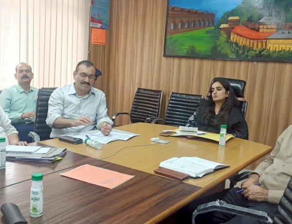 शिक्षण संस्थानों के आस-पास संदिग्ध गतिविधियों पर रखें कड़ी नजर