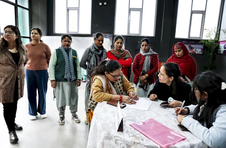 शूलिनी विश्वविद्यालय में विश्व स्वास्थ्य दिवस के अवसर पर स्वास्थ्य शिविर का आयोजन