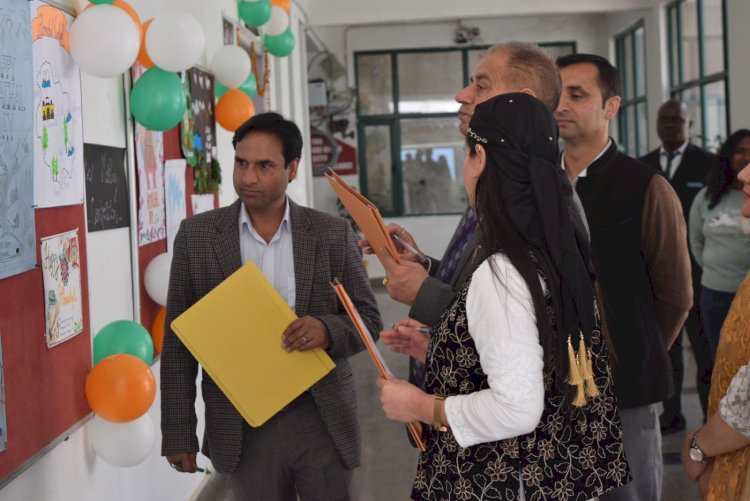 एपीजी शिमला विश्वविद्यालय में उत्साह के साथ मनाया गया हिमाचल दिवस, पोस्टर मेकिंग प्रतियोगिता रही विशेष आकर्षण