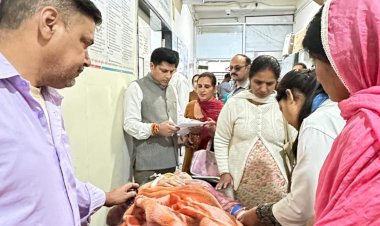 भोरंज को झकझोर गया हादसा: गारली-धबढ़ियाना के पास कार खाई में गिरी, दो की मौत-दो घायल; राजीव राणा ने पहुंचकर जताया शोक