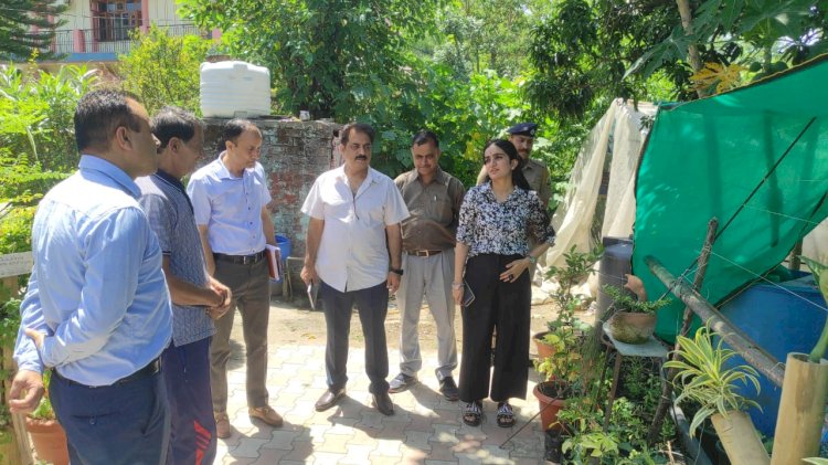 प्रगतिशील किसान के घर एवं खेतों में पहुंची डीसी गंधर्वा राठौड़