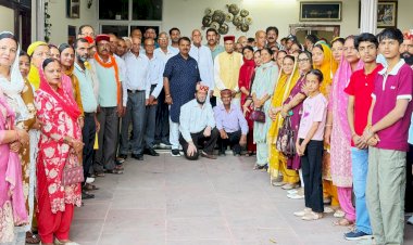 समीरपुर में नव-निर्वाचित जनप्रतिनिधियों का हुजूम