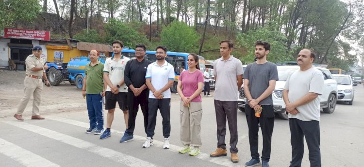 जिला प्रशासन और पुलिस ने किया मिनी मैराथन का आयोजन डीसी, एसपी, अन्य अधिकारियों, बच्चों, युवाओं ने लिया भाग