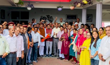 प्रो. प्रेम कुमार धूमल के आशीर्वाद से और सशक्त होगा जनसेवा का संकल्प: इंद्रदत्त लखनपाल
