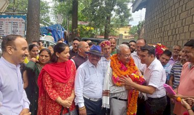 गर्ल्स स्कूल की बहाली पर सुनील शर्मा बिट्टू का धन्यवाद करने उमड़े लोग
